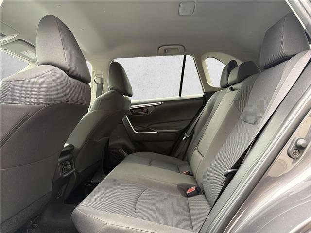 Used 2025 Toyota RAV4 LE AWD/4WD image 20