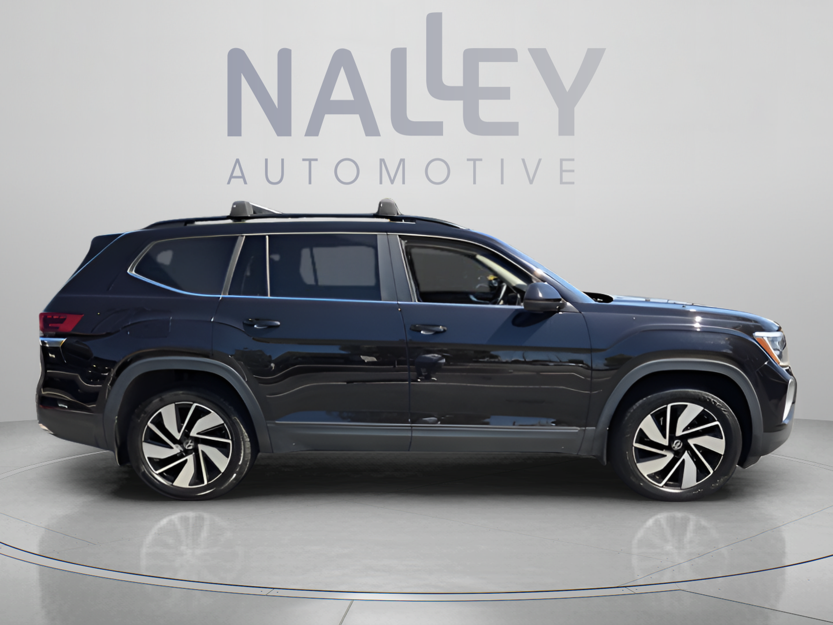 Used 2024 Volkswagen Atlas SE FWD image 6