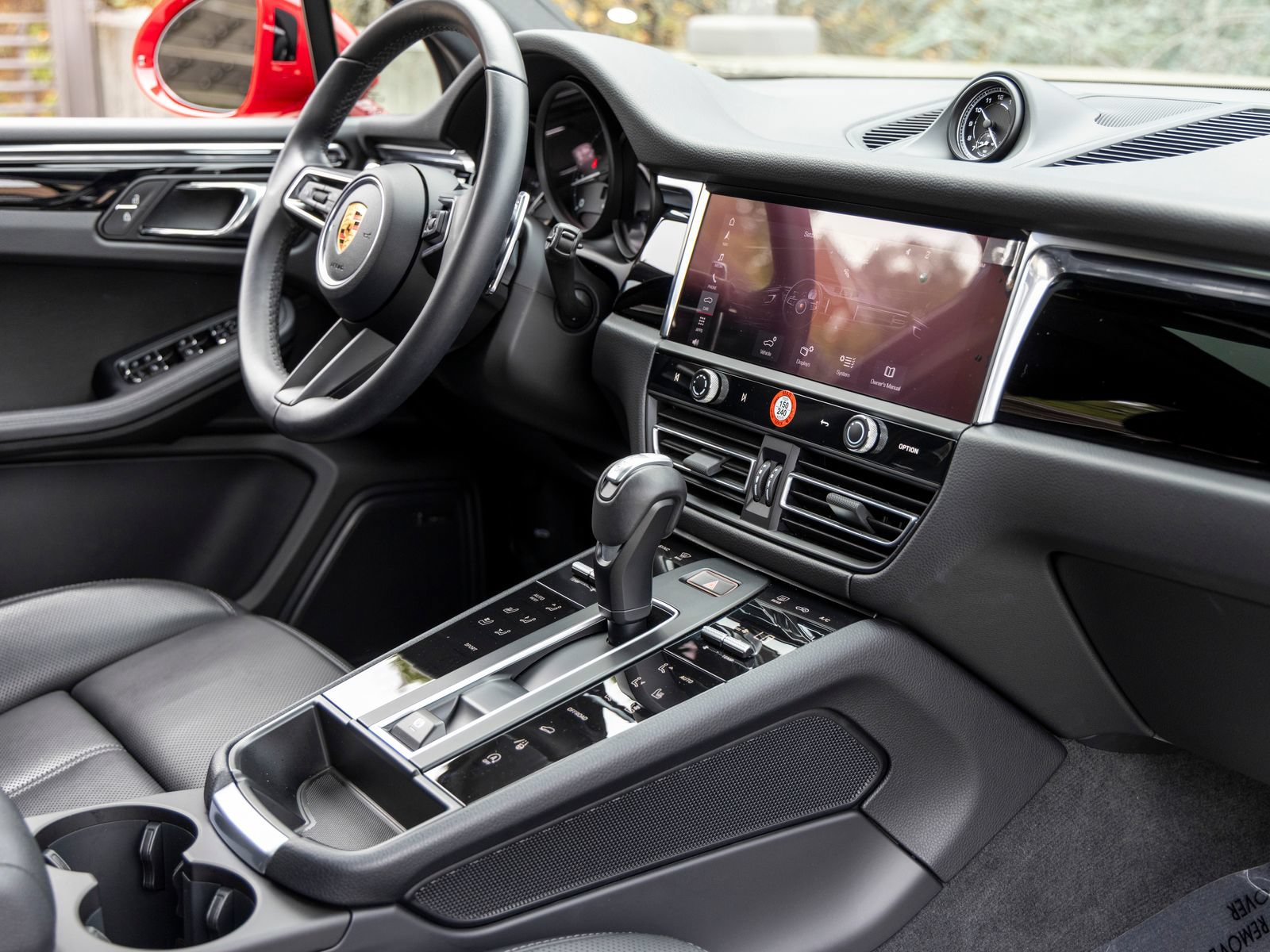 Certified 2026 Porsche Macan AWD/4WD image 63