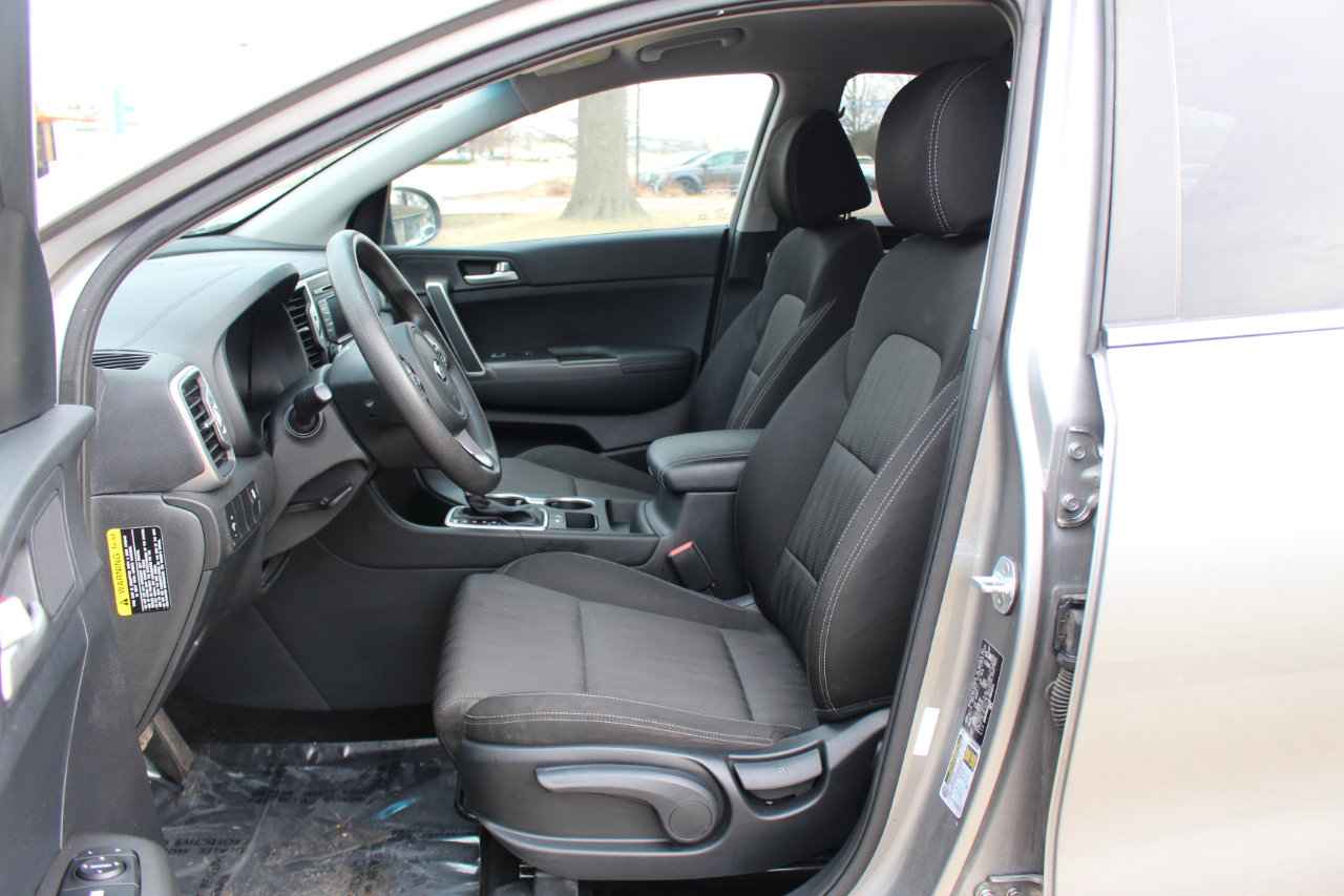 Used 2019 Kia Sportage LX image 13