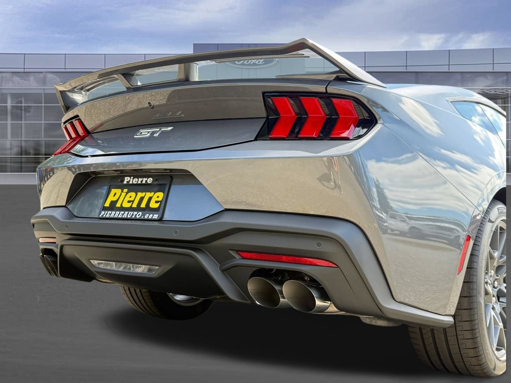 New 2026 Ford Mustang GT w/ GT Performance Package RWD image 31