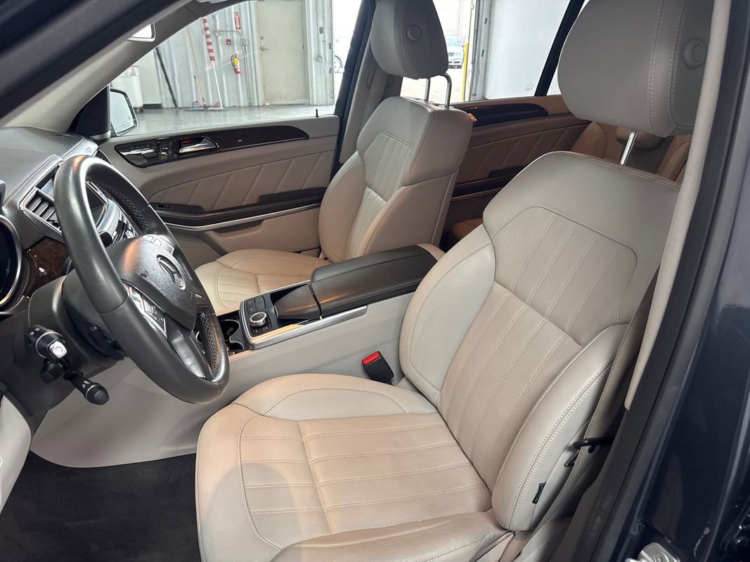 Used 2013 Mercedes-Benz GL 450 4MATIC image 9