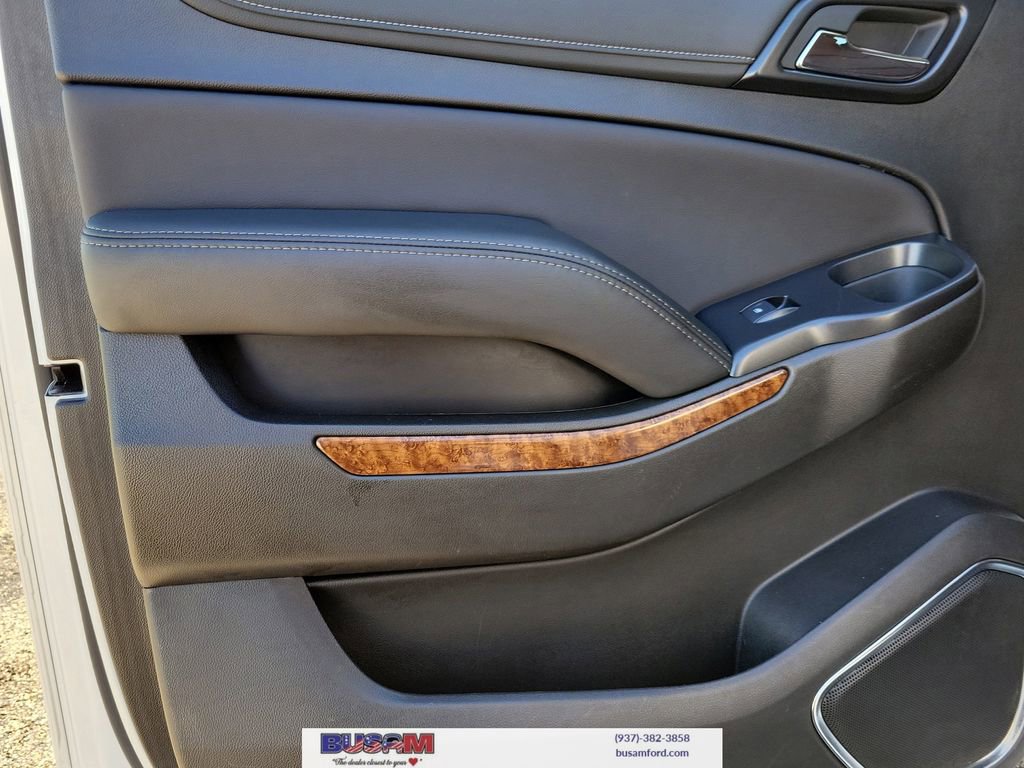 Used 2019 Chevrolet Suburban Premier w/ Premier Plus Edition AWD/4WD image 14