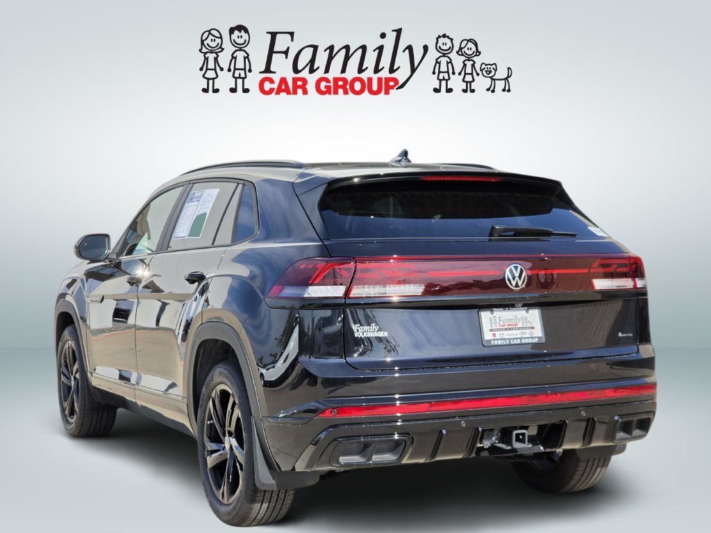 Used 2026 Volkswagen Atlas Cross Sport SEL R-Line AWD/4WD image 3