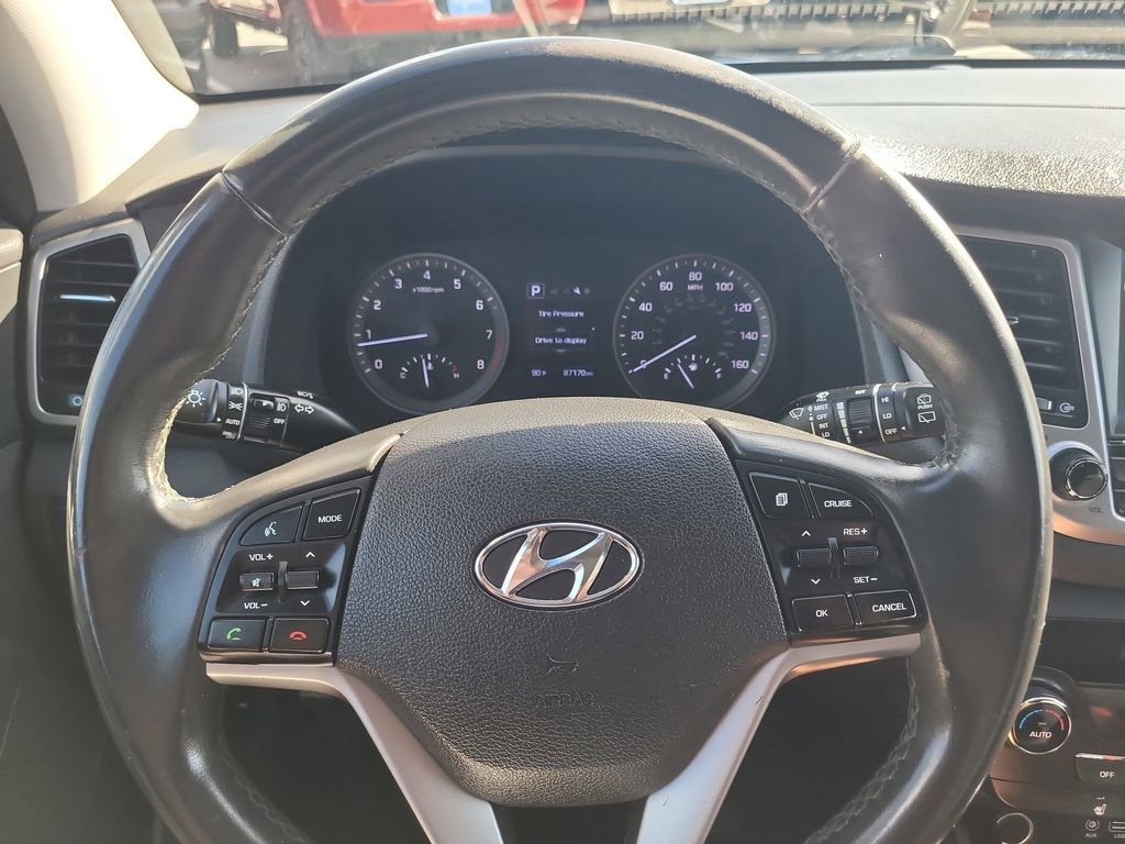 Used 2018 Hyundai Tucson Value w/ Cargo Package FWD image 26