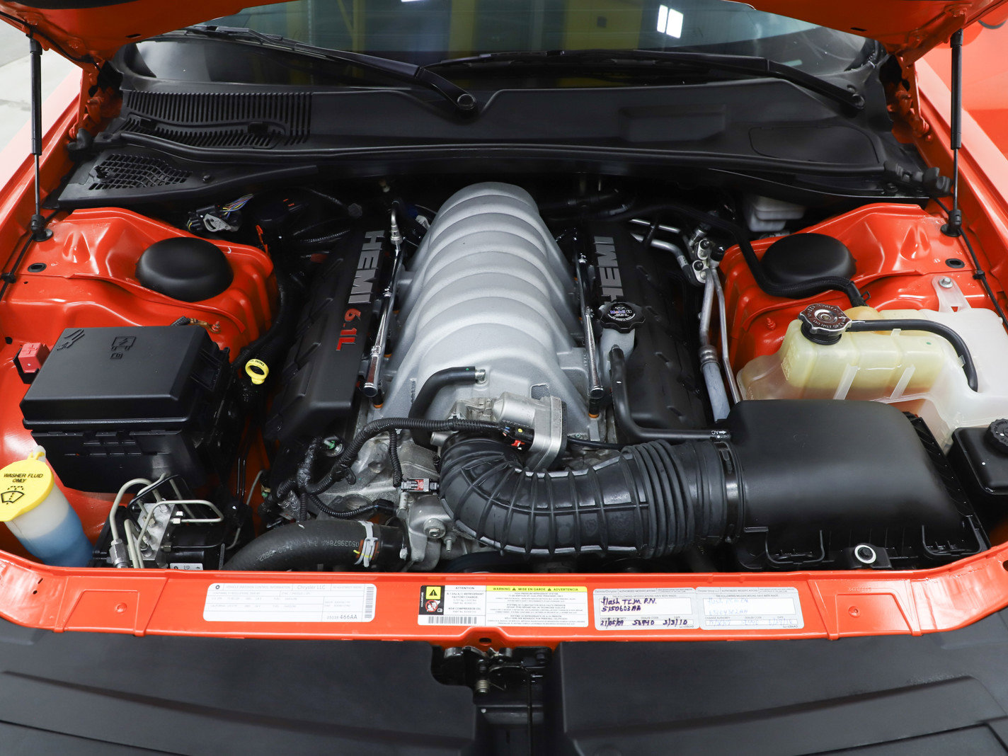 Used 2009 Dodge Challenger SRT8 w/ SRT Option Group II image 28