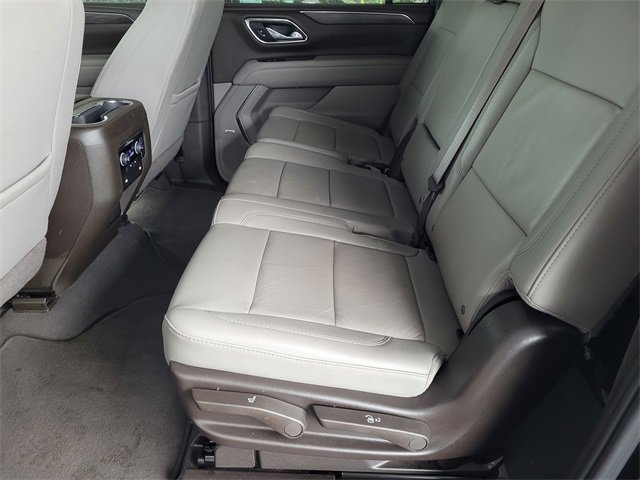 Used 2024 Chevrolet Suburban LT image 16