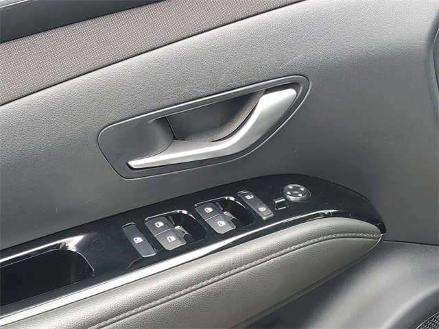 Used 2024 Hyundai Tucson Limited image 24