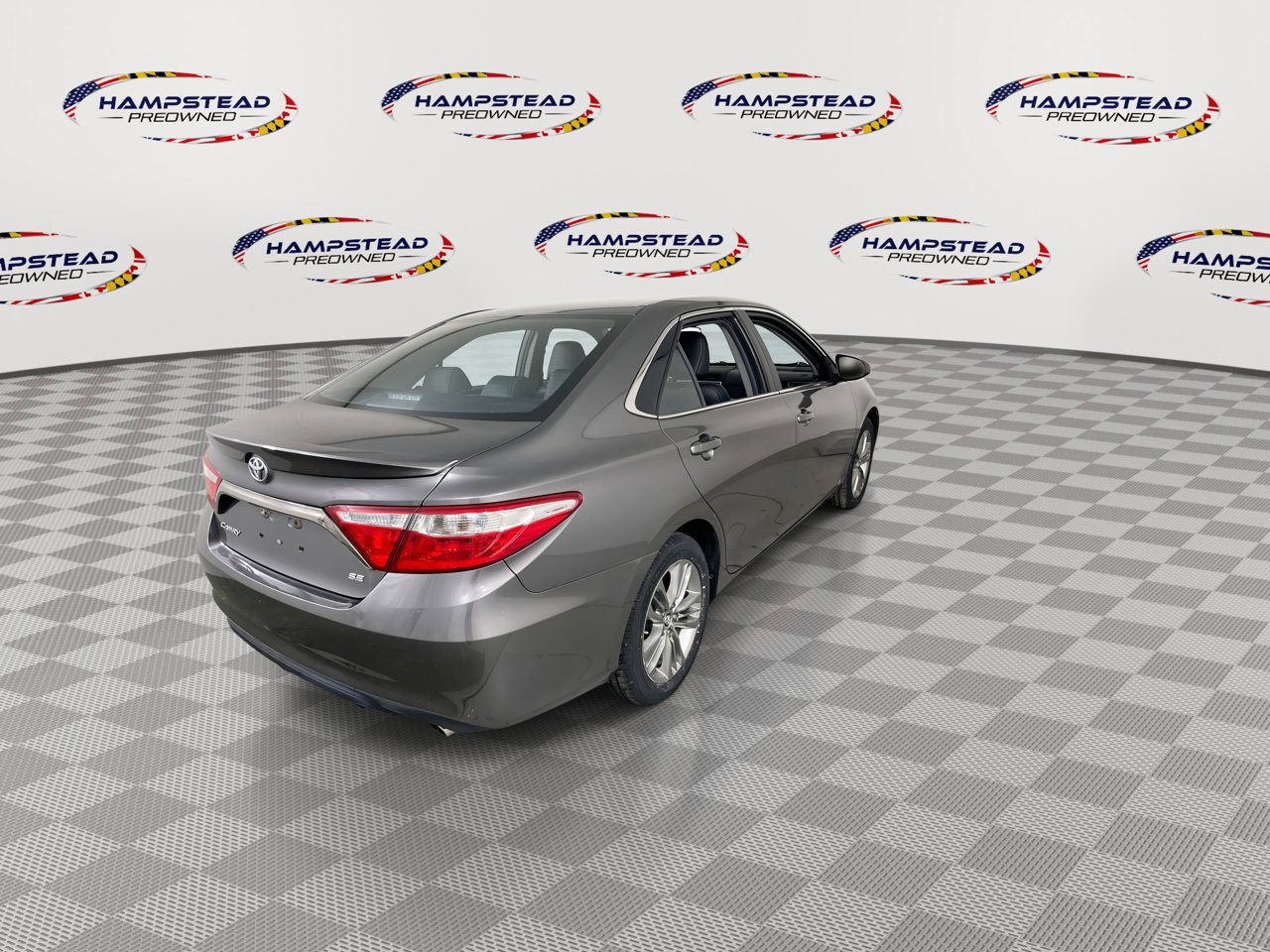 Used 2015 Toyota Camry SE image 8