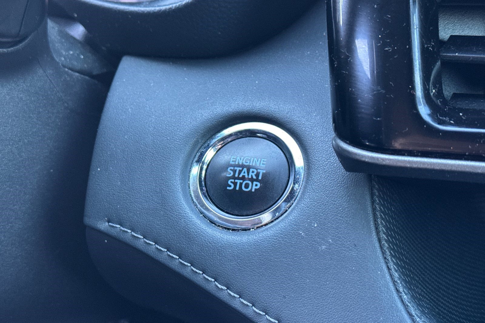 Used 2022 Toyota Highlander XLE image 33