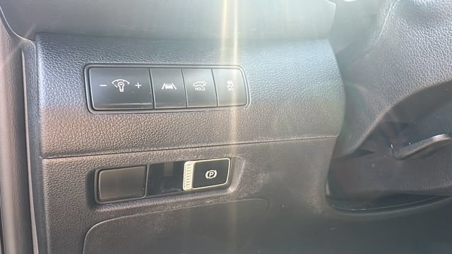 Used 2023 Hyundai Santa Fe SEL AWD/4WD image 13
