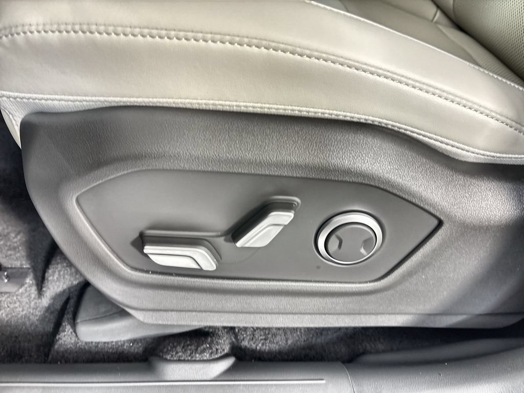 New 2026 Hyundai Santa Fe SEL FWD image 14