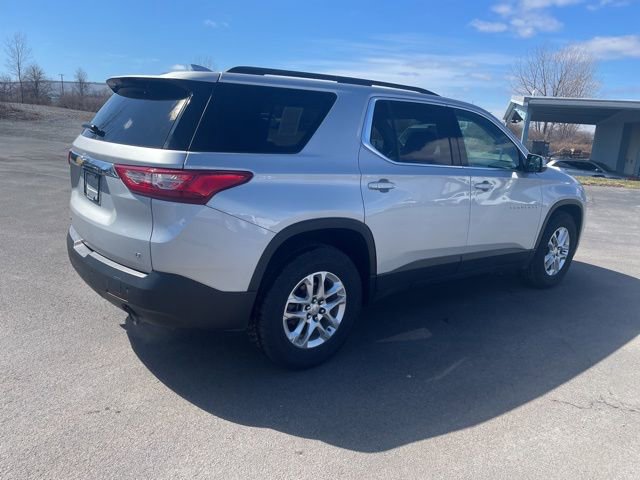 Used 2020 Chevrolet Traverse LT image 10