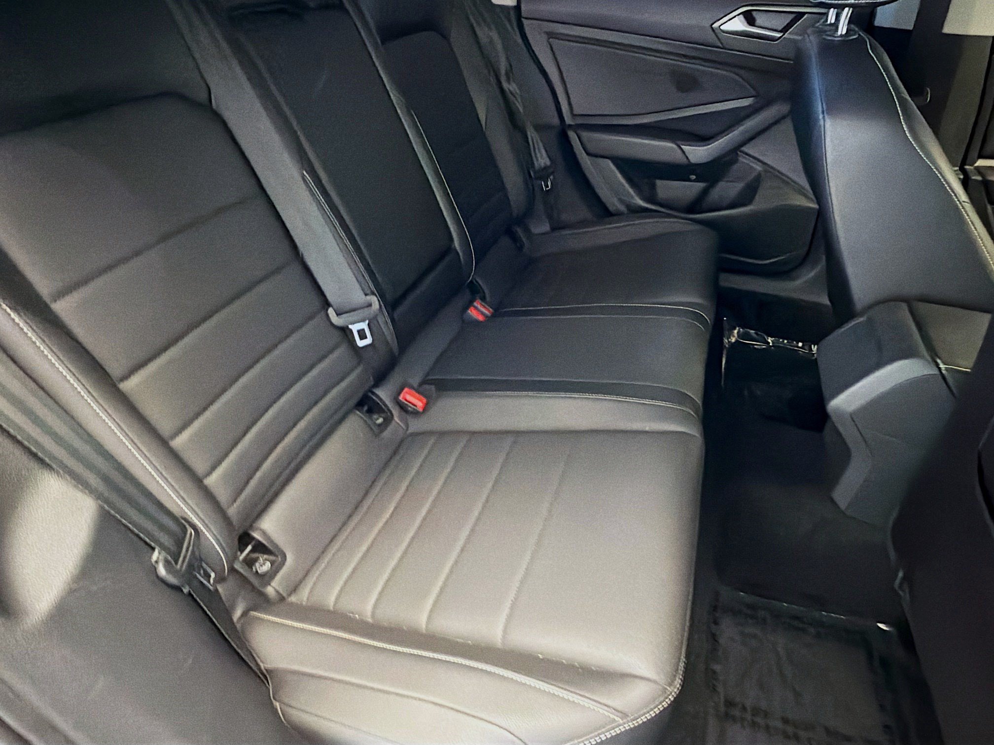 Used 2022 Volkswagen Jetta SE FWD image 13