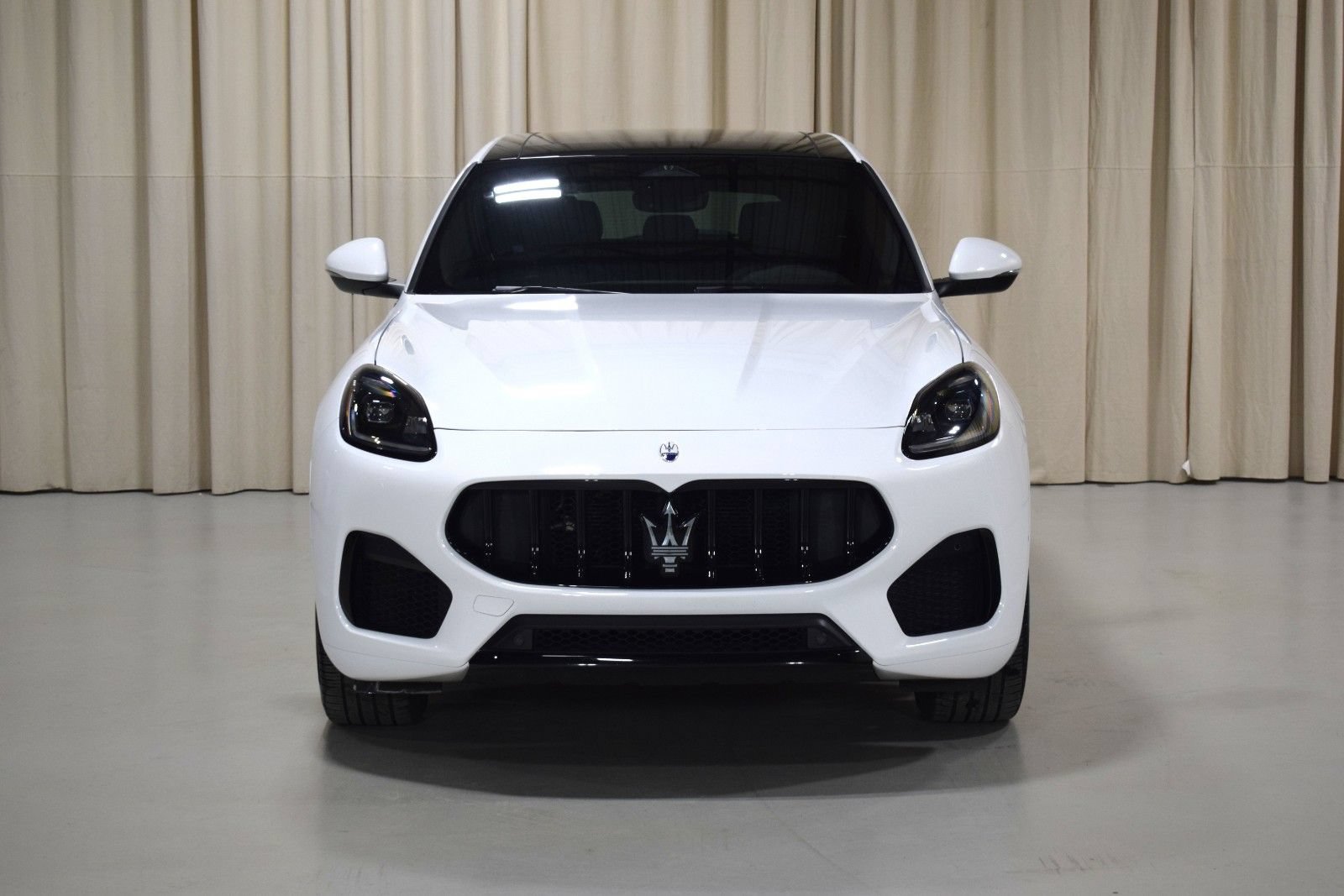 Certified 2023 Maserati Grecale Modena AWD/4WD image 7