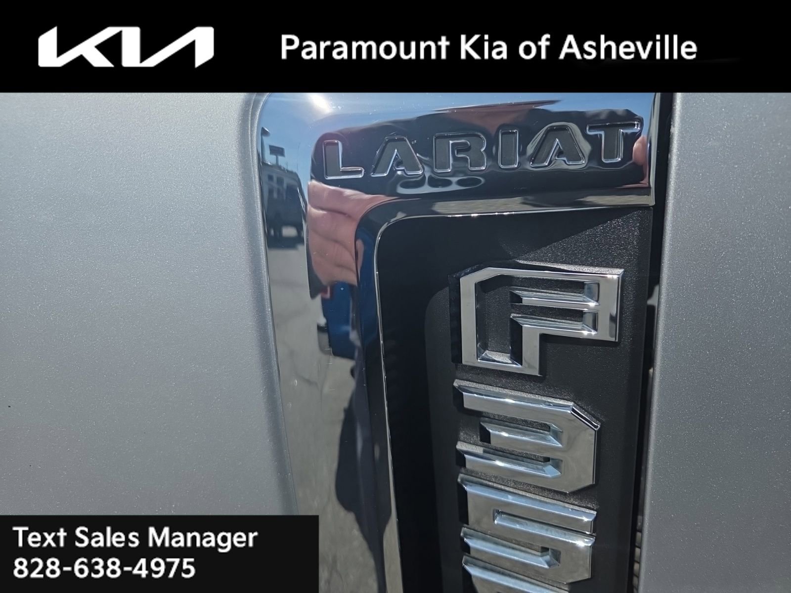 Used 2019 Ford F350 Lariat w/ Chrome Package image 4