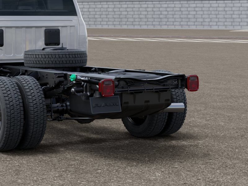 New 2025 RAM 5500 Tradesman w/ Max Tow Package AWD/4WD image 14