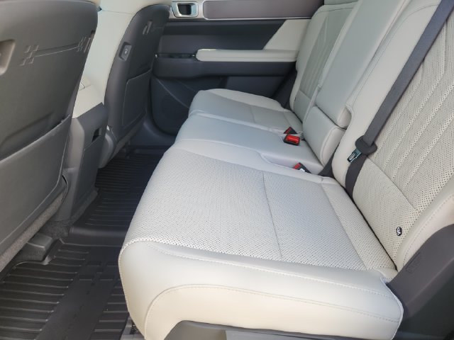 New 2027 Hyundai Santa Fe SEL FWD image 31