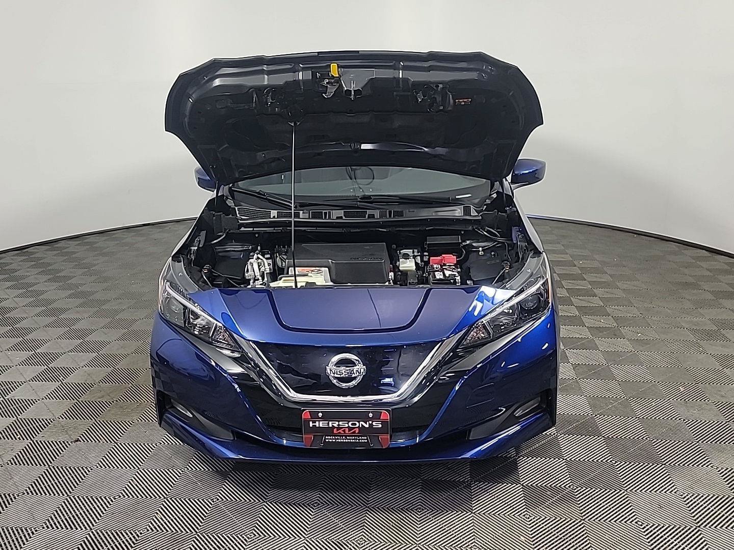 Used 2022 Nissan Leaf SV FWD image 13