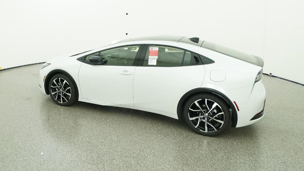 New 2026 Toyota Prius Plug-In Hybrid FWD image 11