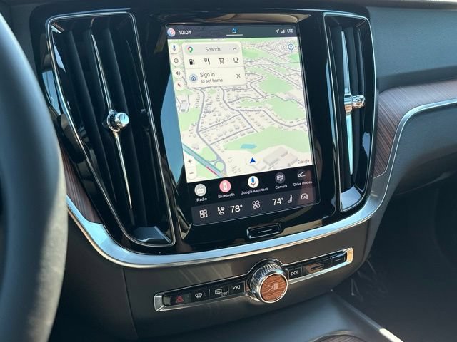Certified 2025 Volvo V60 B5 Cross Country Plus AWD/4WD image 21
