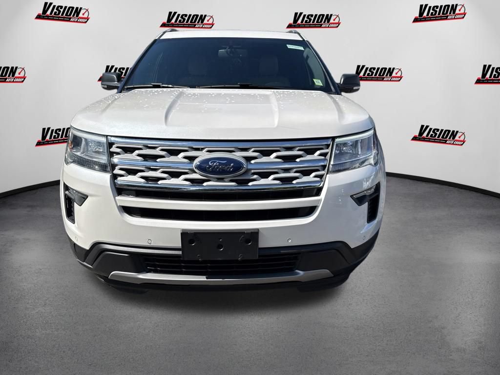 Used 2019 Ford Explorer XLT w/ Equipment Group 202A AWD/4WD image 2