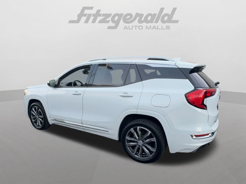 Used 2019 GMC Terrain Denali w/ Advanced Safety Package AWD/4WD image 5