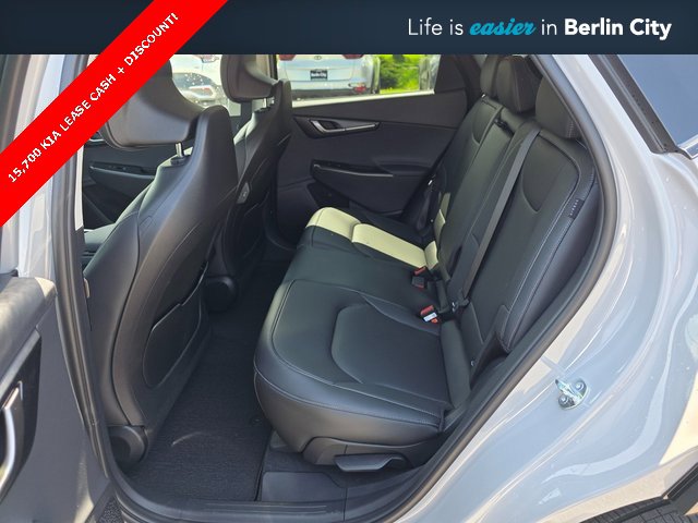 New 2025 Kia EV6 Wind image 17