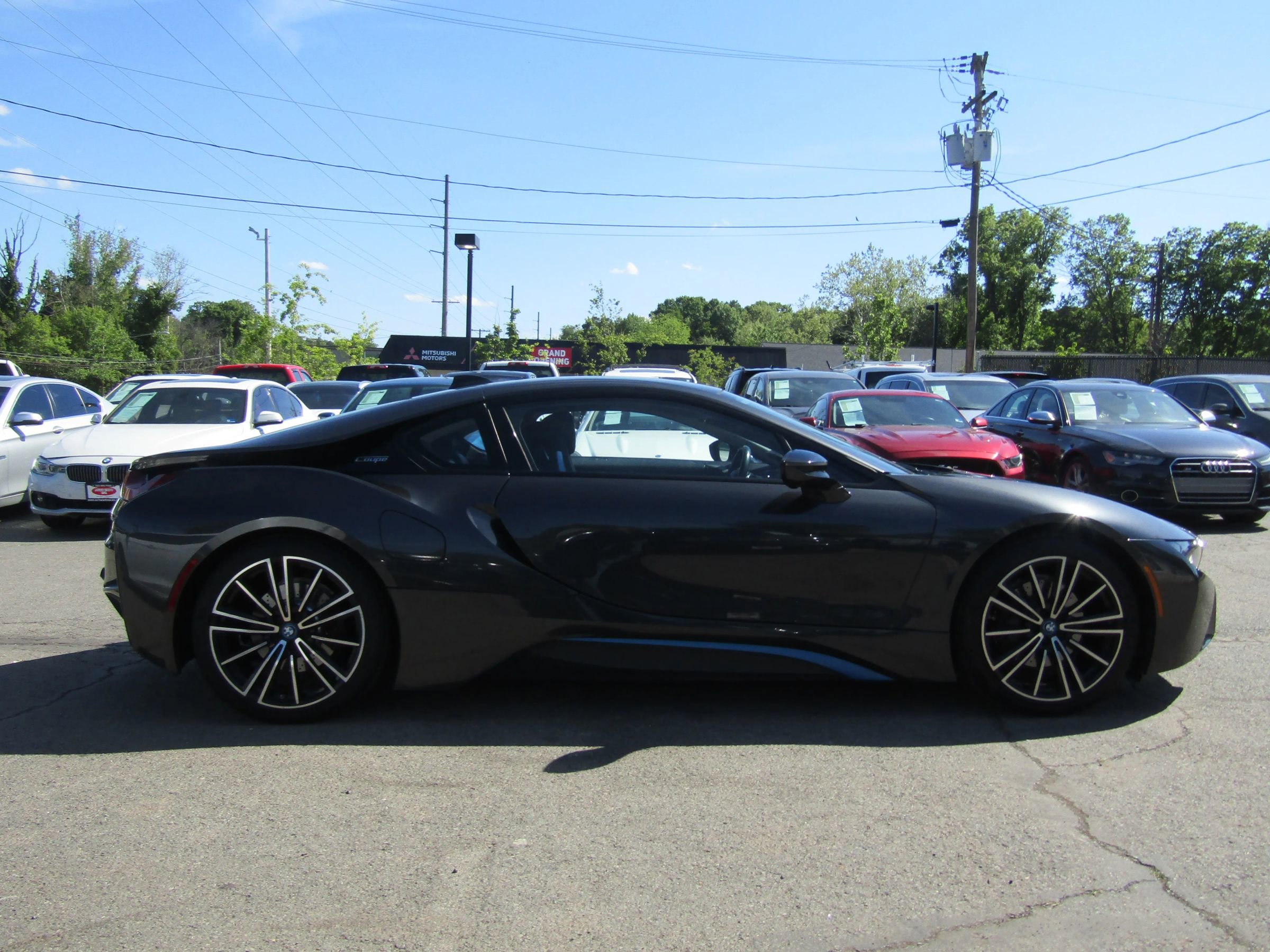 Used 2019 BMW i8 Coupe AWD/4WD image 12