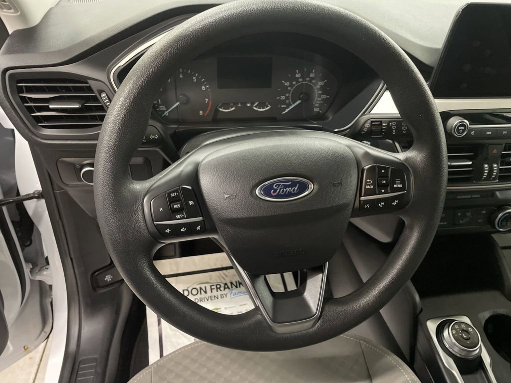 Used 2022 Ford Escape SE image 14