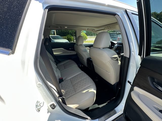 Used 2022 Nissan Murano Platinum w/ Cargo Package FWD image 17