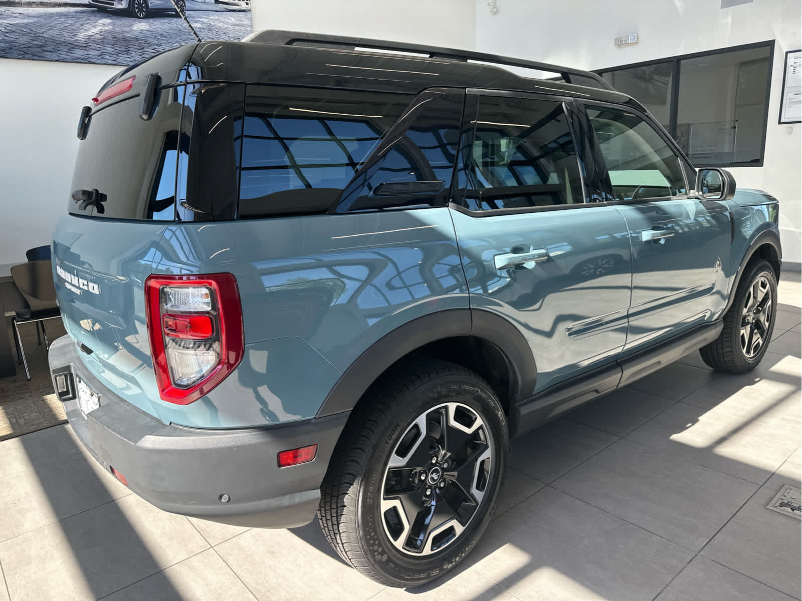 Used 2021 Ford Bronco Sport Outer Banks AWD/4WD image 4