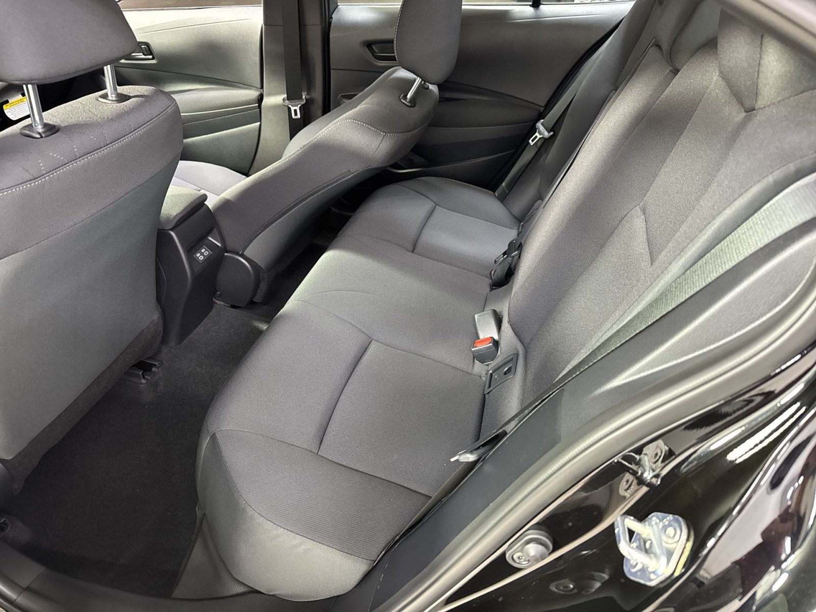 New 2026 Toyota Corolla LE FWD image 32