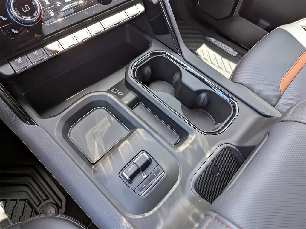 New 2025 GMC Sierra 2500 AT4 w/ AT4 Premium Plus Package image 10