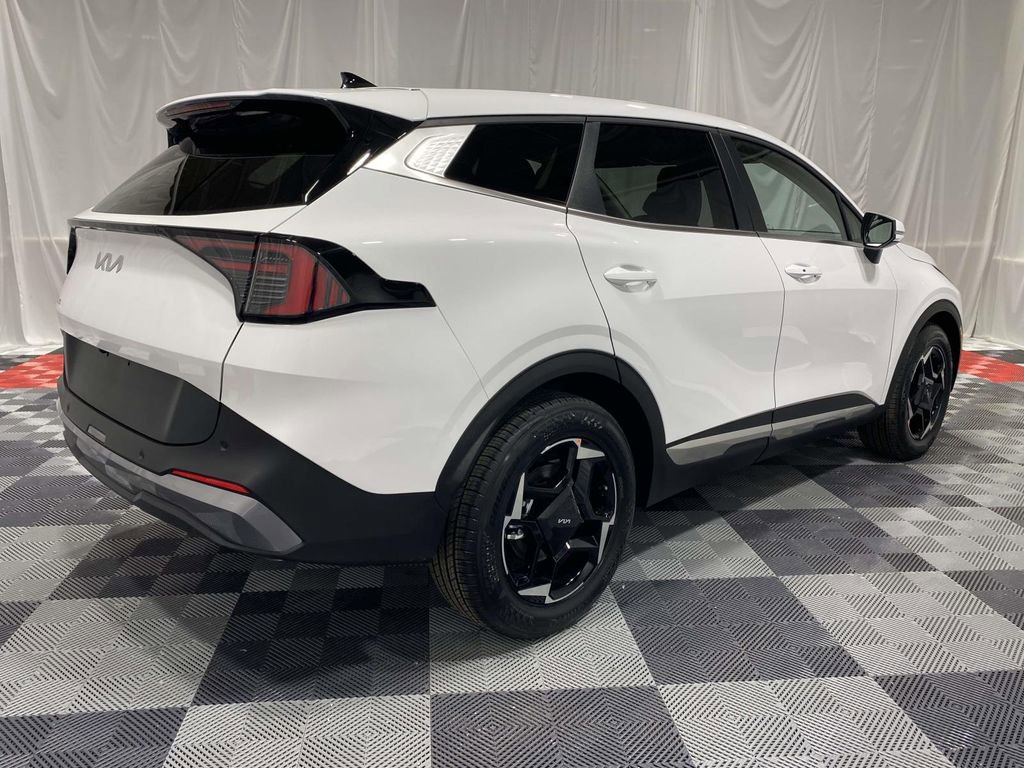New 2026 Kia Sportage EX image 4