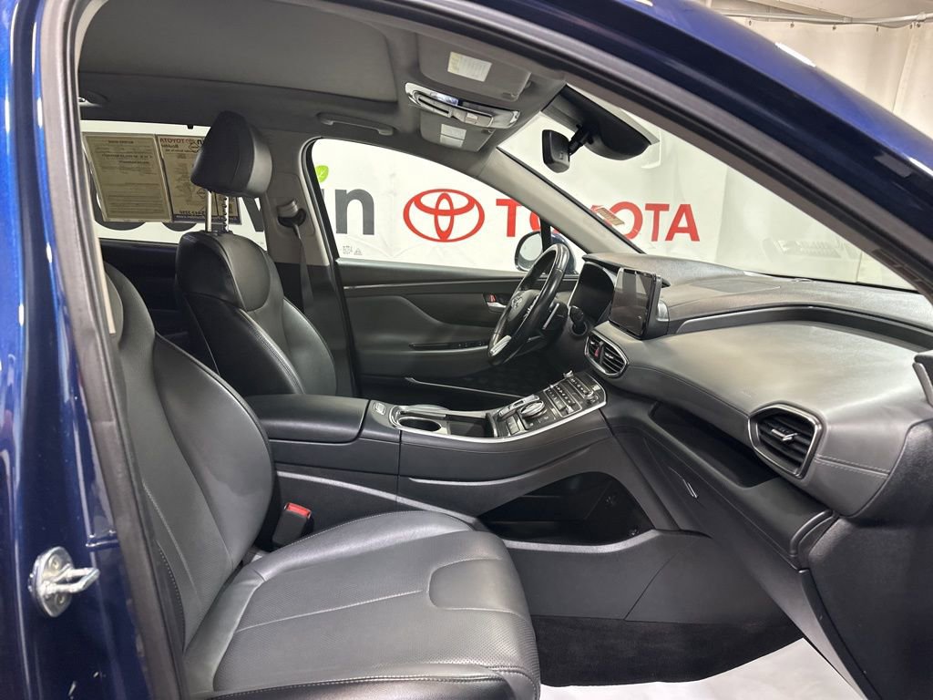 Used 2023 Hyundai Santa Fe SEL w/ Premium Package image 9