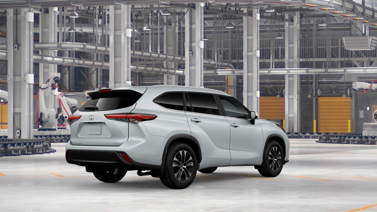 New 2026 Toyota Highlander XLE AWD/4WD image 12