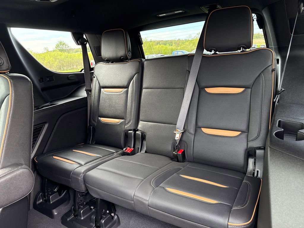 Certified 2024 GMC Yukon AT4 w/ Technology Package AWD/4WD image 30