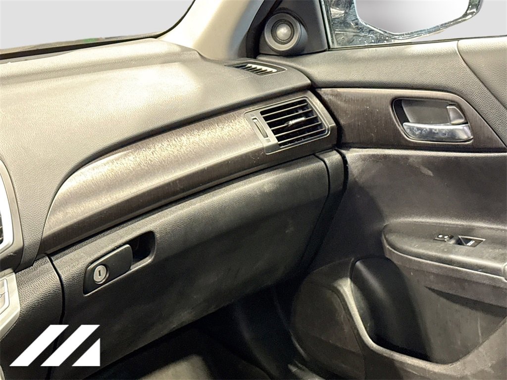 Used 2015 Honda Accord EX-L image 26