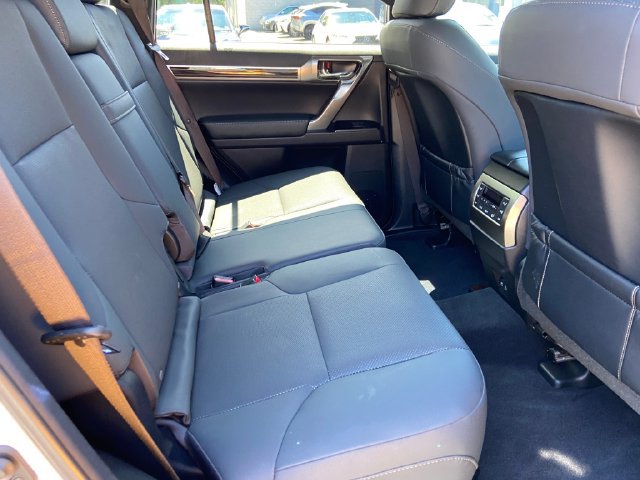 Certified 2023 Lexus GX 460 Premium w/ Premium Package AWD/4WD image 29