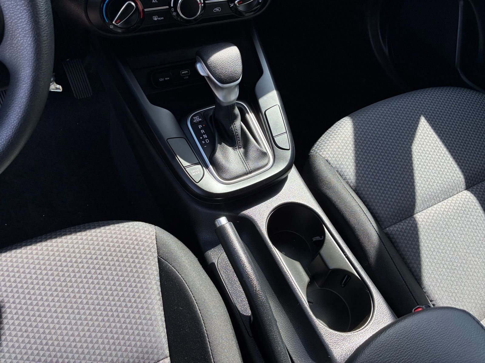 Used 2025 Kia Soul LX w/ LX Technology Package image 39