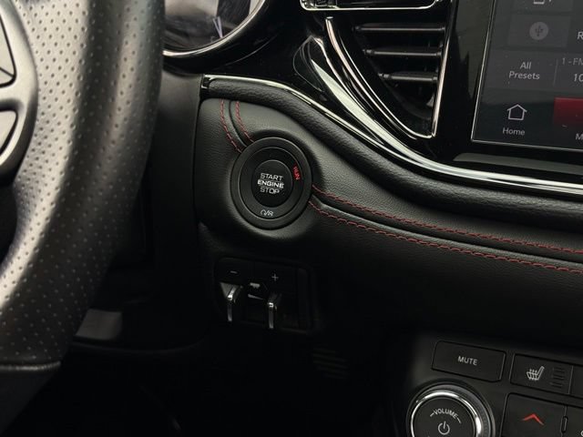 Used 2025 Dodge Durango R/T AWD/4WD image 31