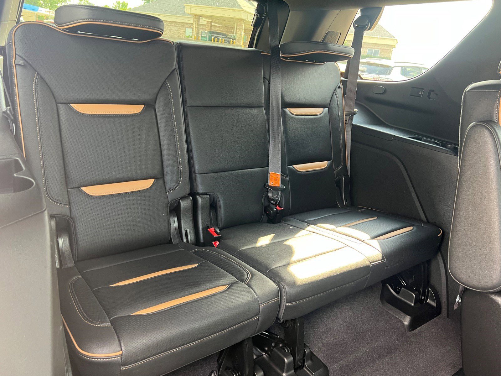 Used 2021 GMC Yukon AT4 w/ AT4 Premium Plus Package image 24