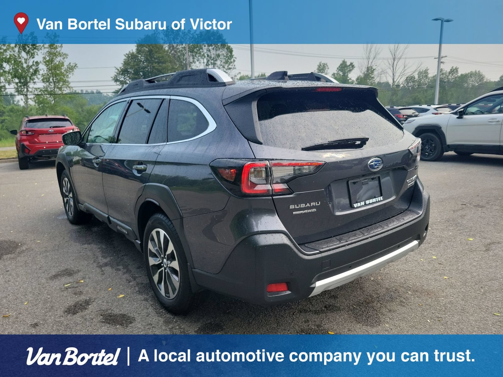 Certified 2025 Subaru Outback Touring AWD/4WD image 3