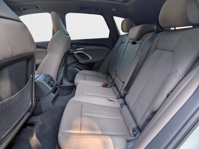 New 2025 Audi Q5 Premium Plus image 18