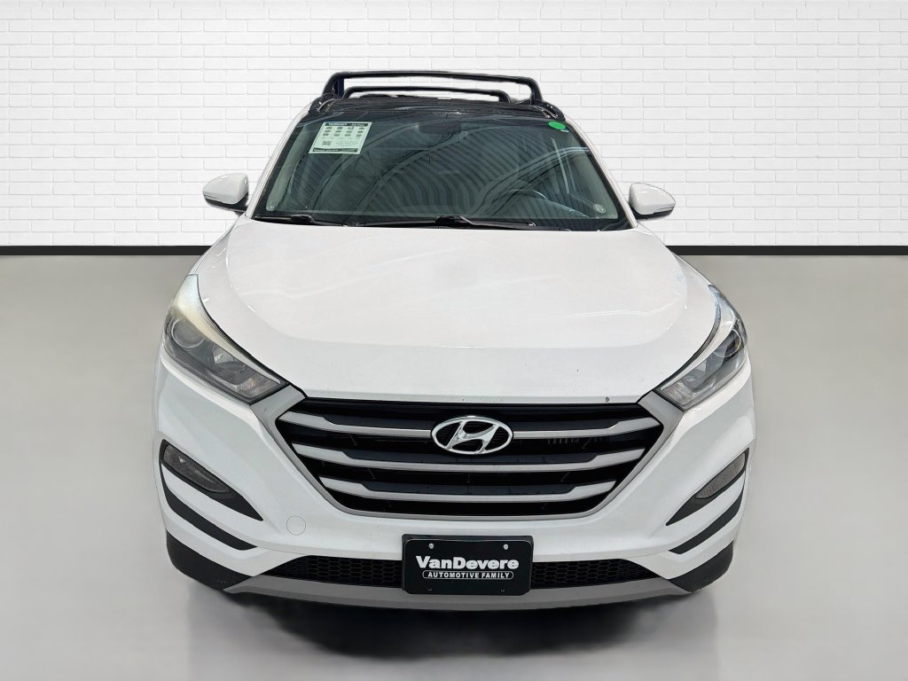 Used 2018 Hyundai Tucson Value AWD/4WD image 2