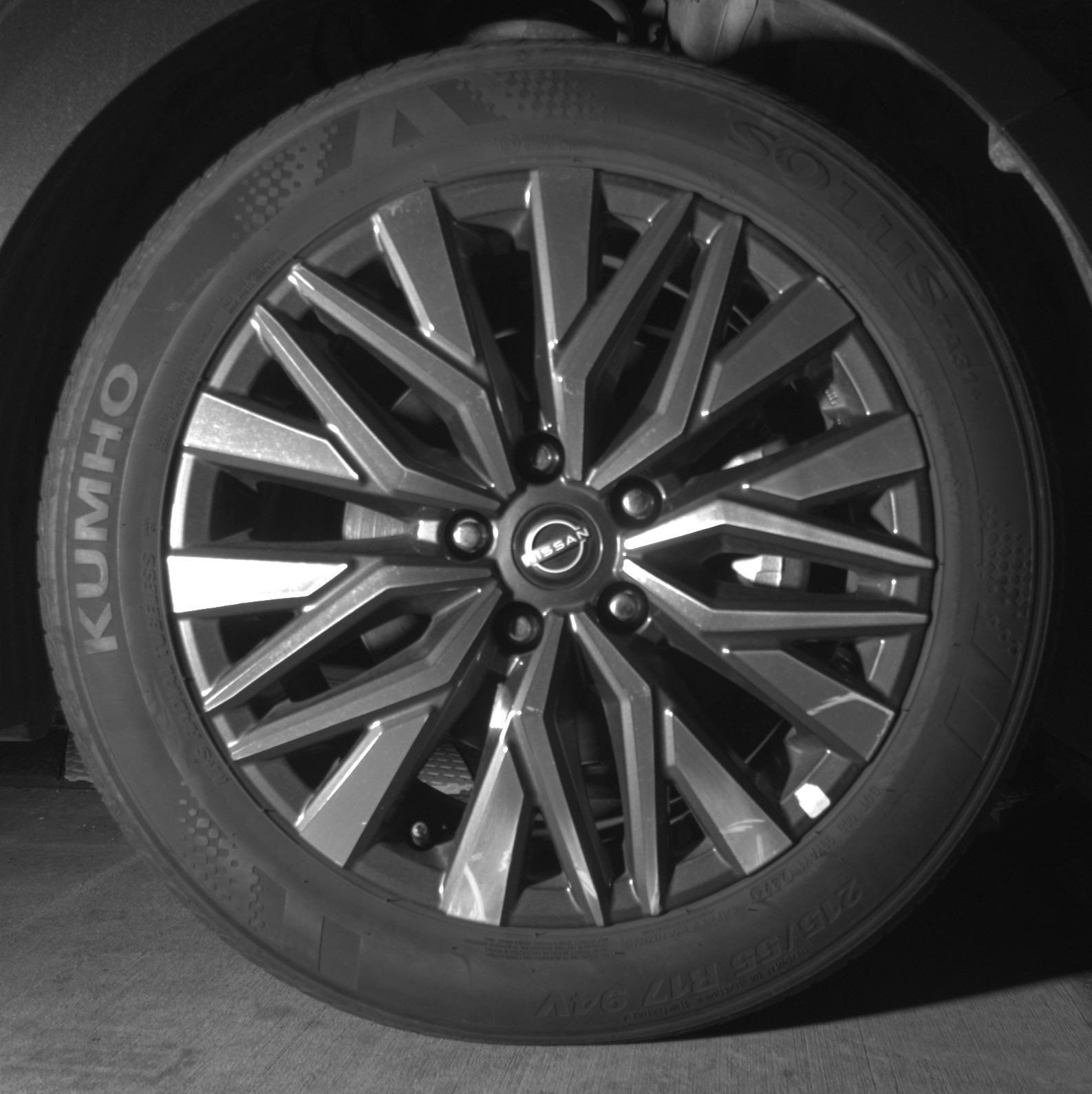 Used 2025 Nissan Altima 2.5 SV FWD image 15