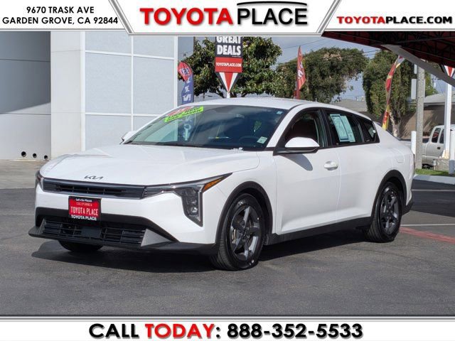 Used 2025 Kia K4 LXS