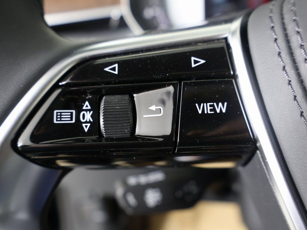 New 2026 Audi A8 L 3.0T image 32