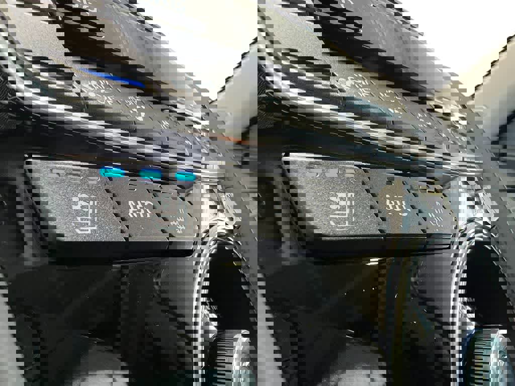 Used 2025 Acura RDX SH-AWD w/ Advance Package image 26